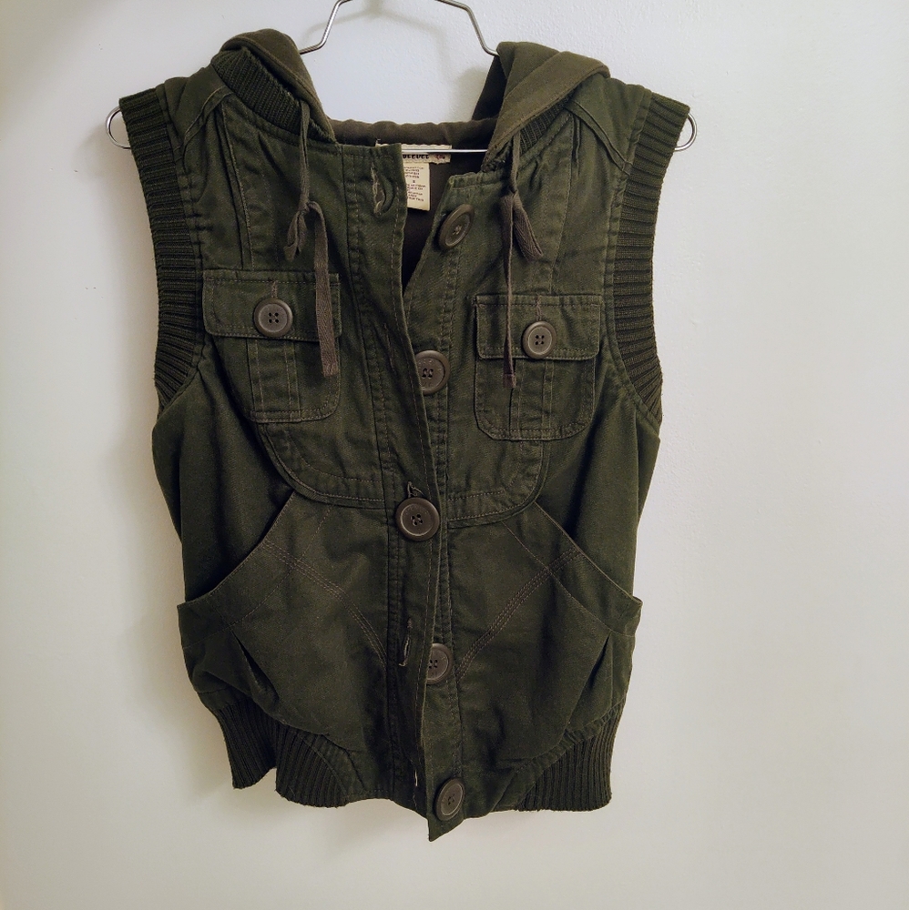 Army green vest
